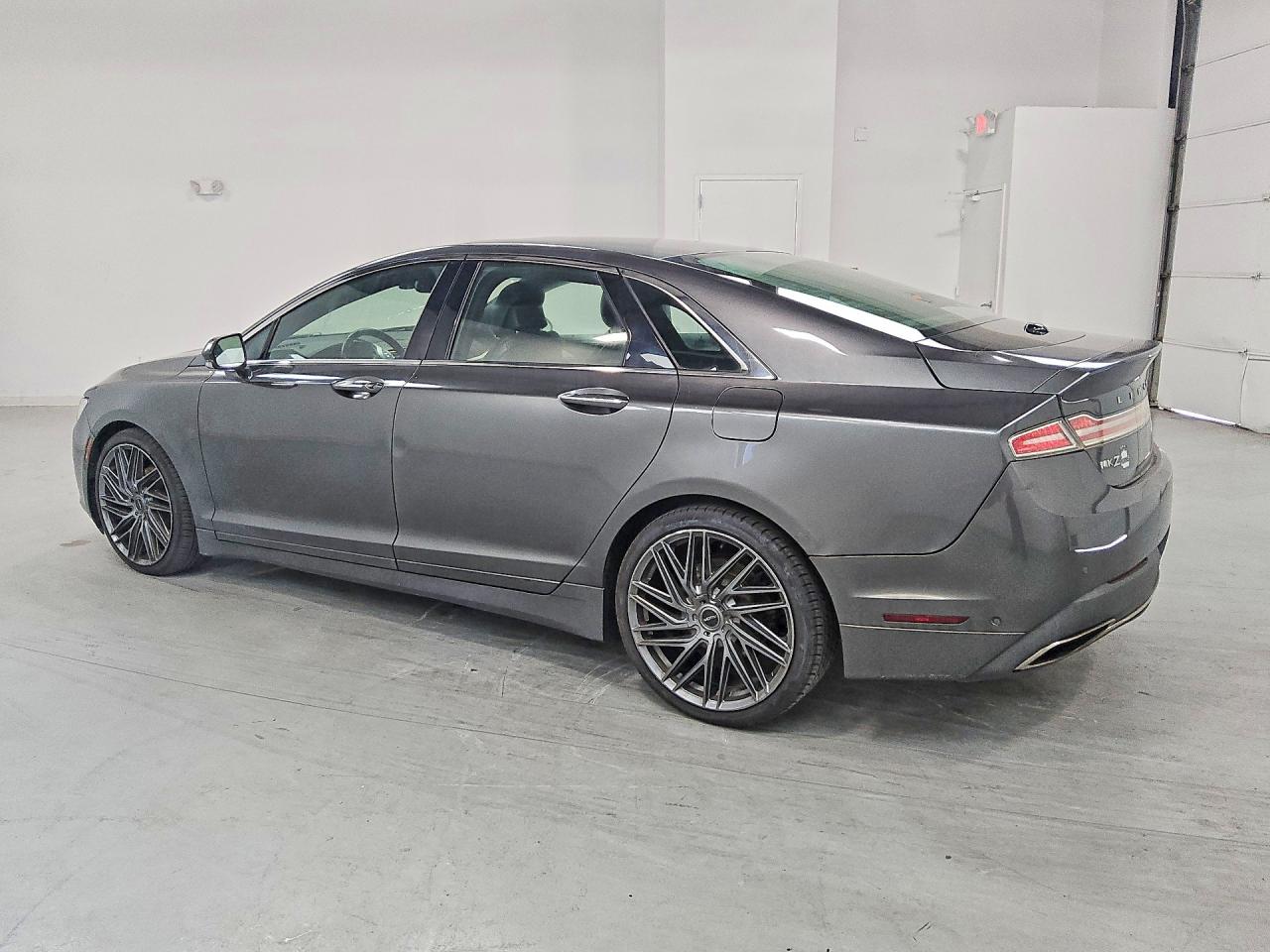 2019 LINCOLN MKZ RESERVE II — снимка 2