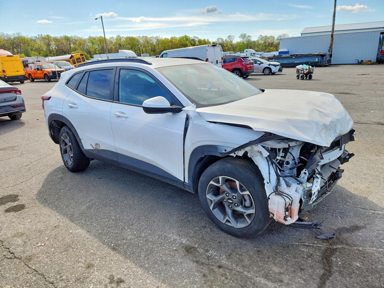 2025 CHEVROLET TRAX 1LT — снимка 4