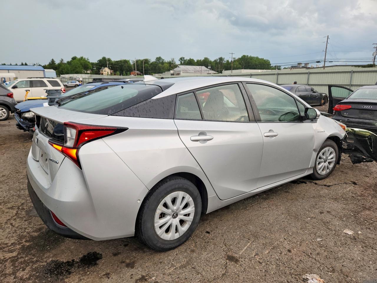 2019 TOYOTA PRIUS LE — снимка 3