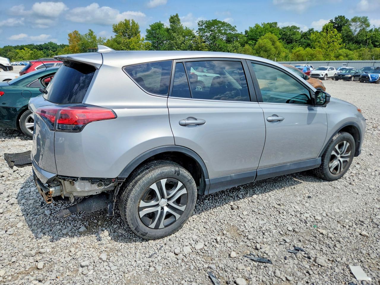 2018 TOYOTA RAV4 LE — снимка 3
