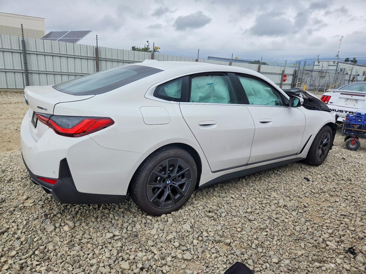 2025 BMW I4 — снимка 3