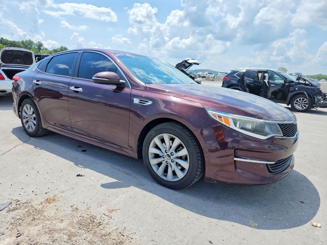 2017 KIA OPTIMA LX — снимка 4