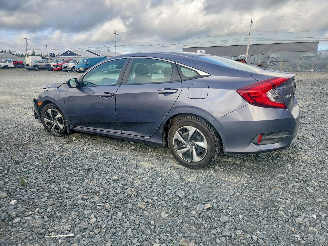2020 HONDA CIVIC LX — снимка 2