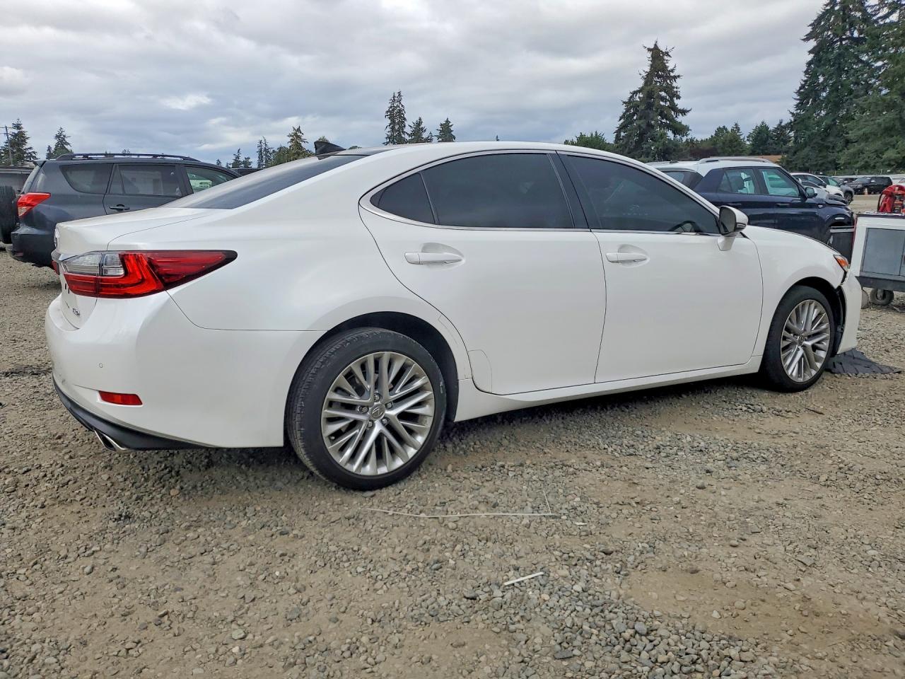 2017 LEXUS ES 350 — снимка 3
