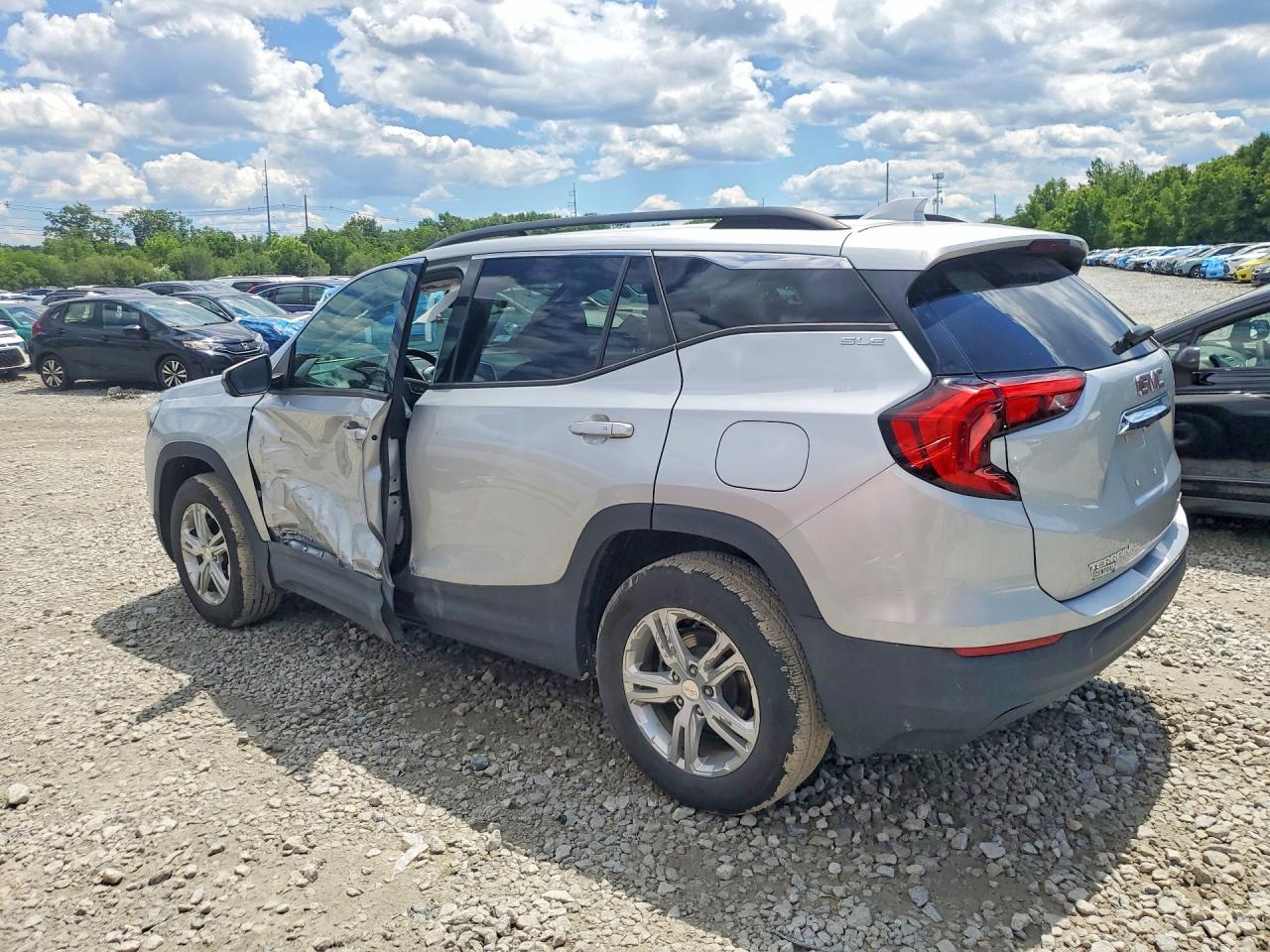 2019 GMC TERRAIN SLE — снимка 2