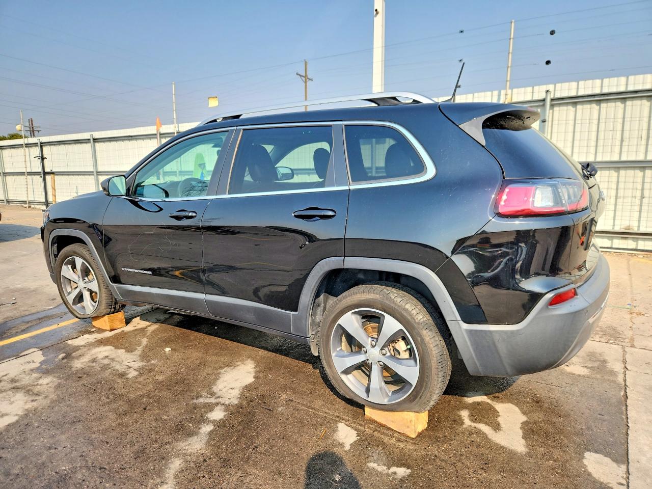 2019 JEEP CHEROKEE LIMITED — снимка 2