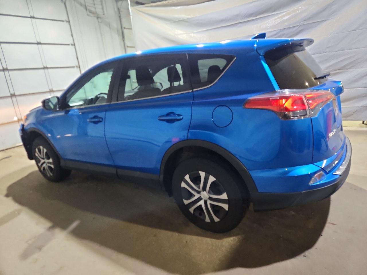 2018 TOYOTA RAV4 LE — снимка 2