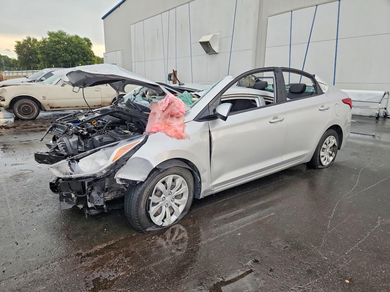 2021 HYUNDAI ACCENT SE
