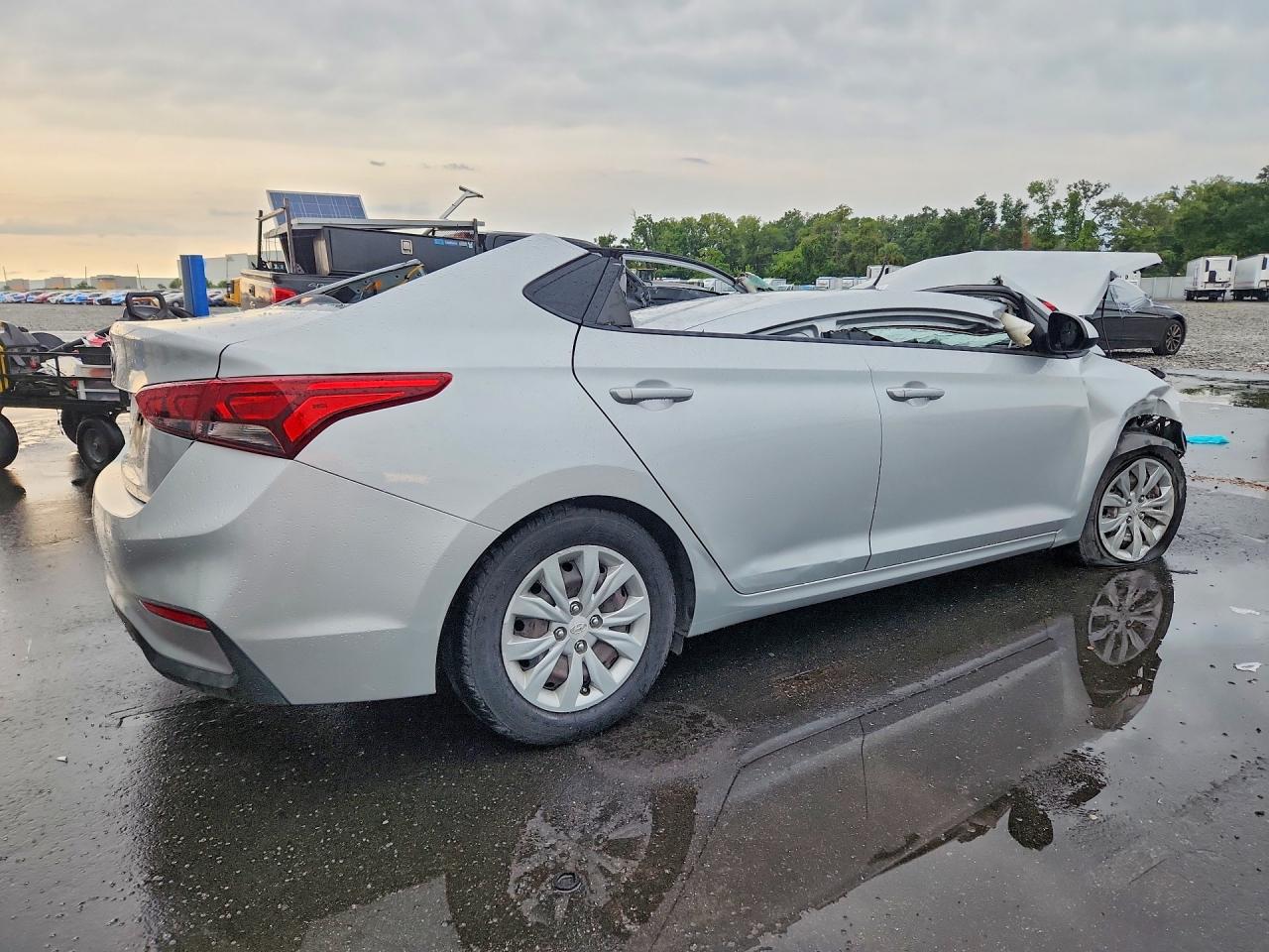 2021 HYUNDAI ACCENT SE — снимка 3