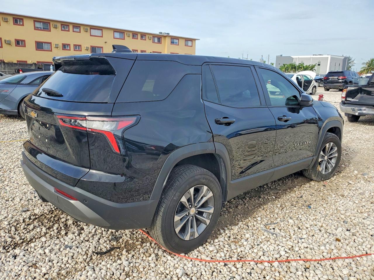 2025 CHEVROLET EQUINOX LT — снимка 3