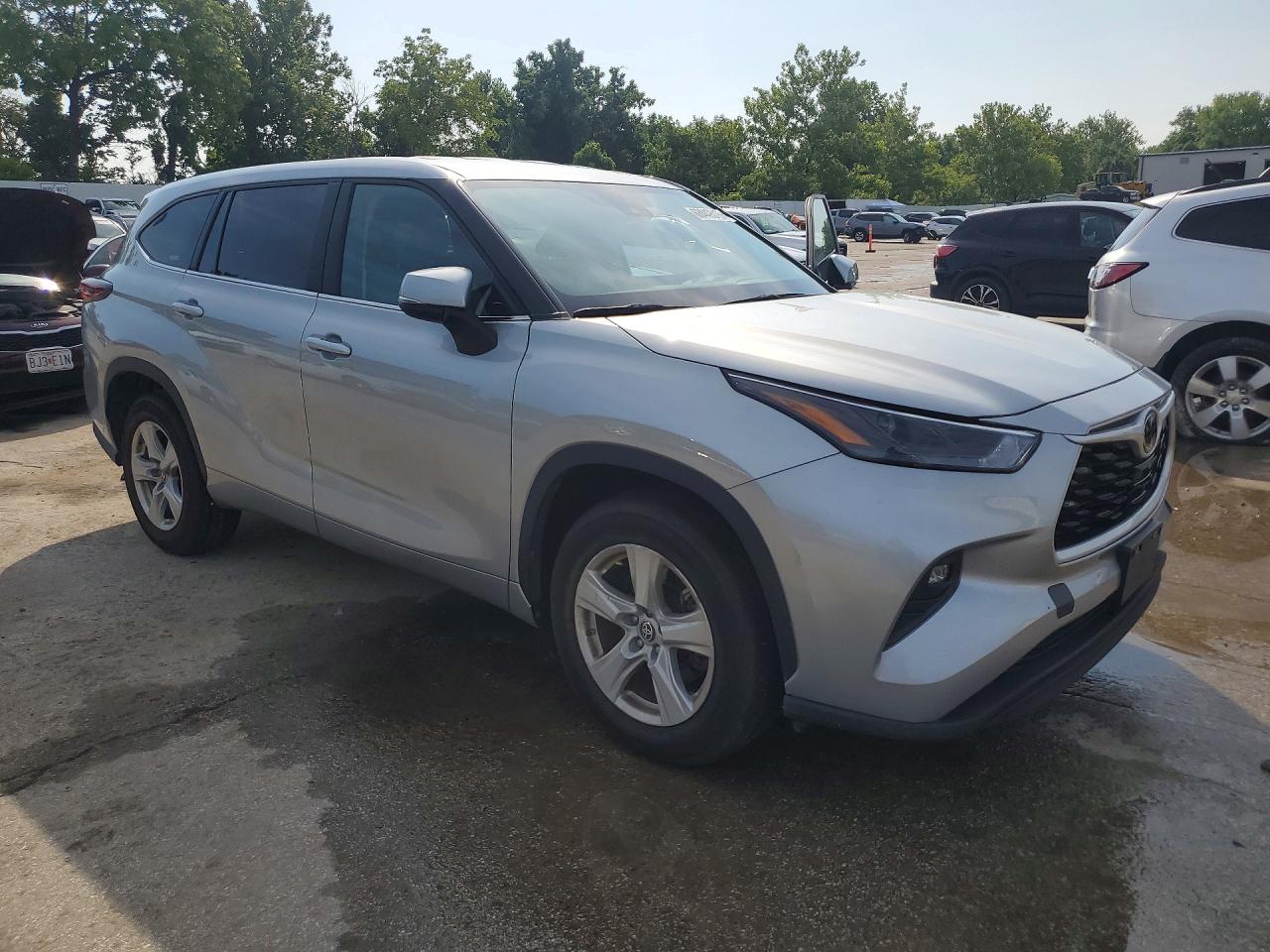 2024 TOYOTA HIGHLANDER LE — снимка 4