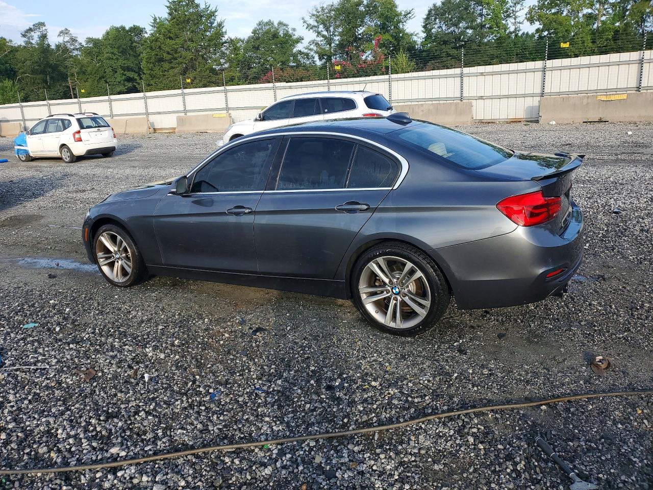 2018 BMW 330 XI — снимка 2