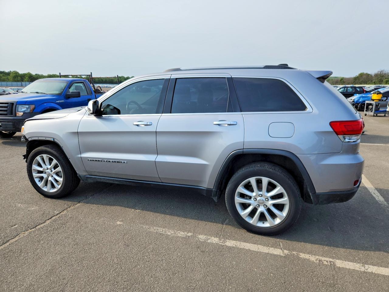 2017 JEEP GRAND CHEROKEE LIMITED — снимка 2