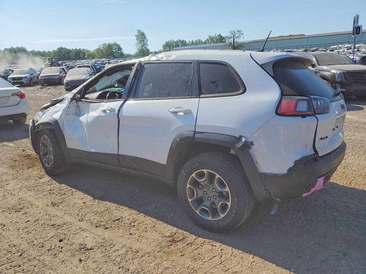 2020 JEEP CHEROKEE TRAILHAWK — снимка 2
