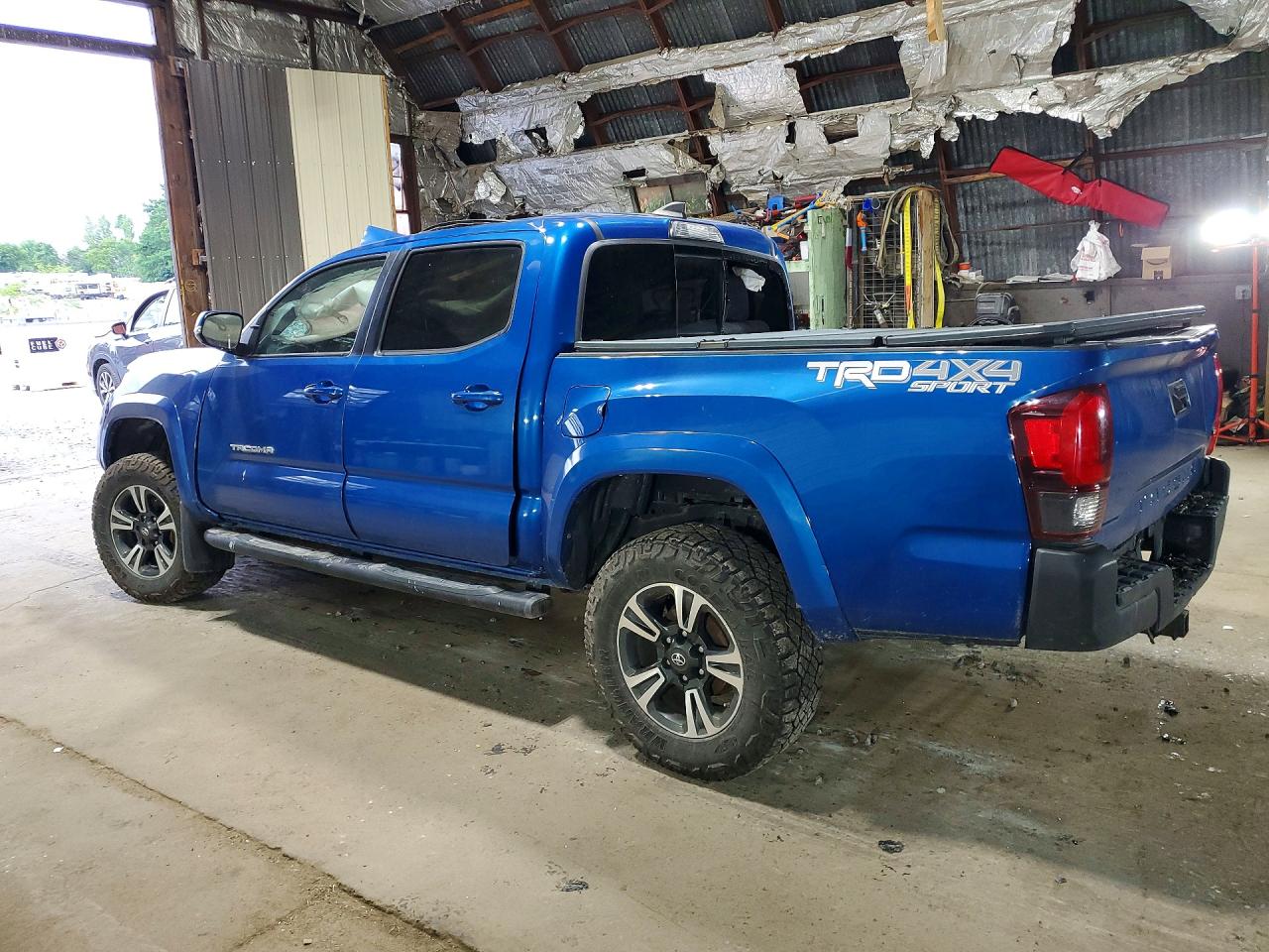 2018 TOYOTA TACOMA TRD SPORT — снимка 2