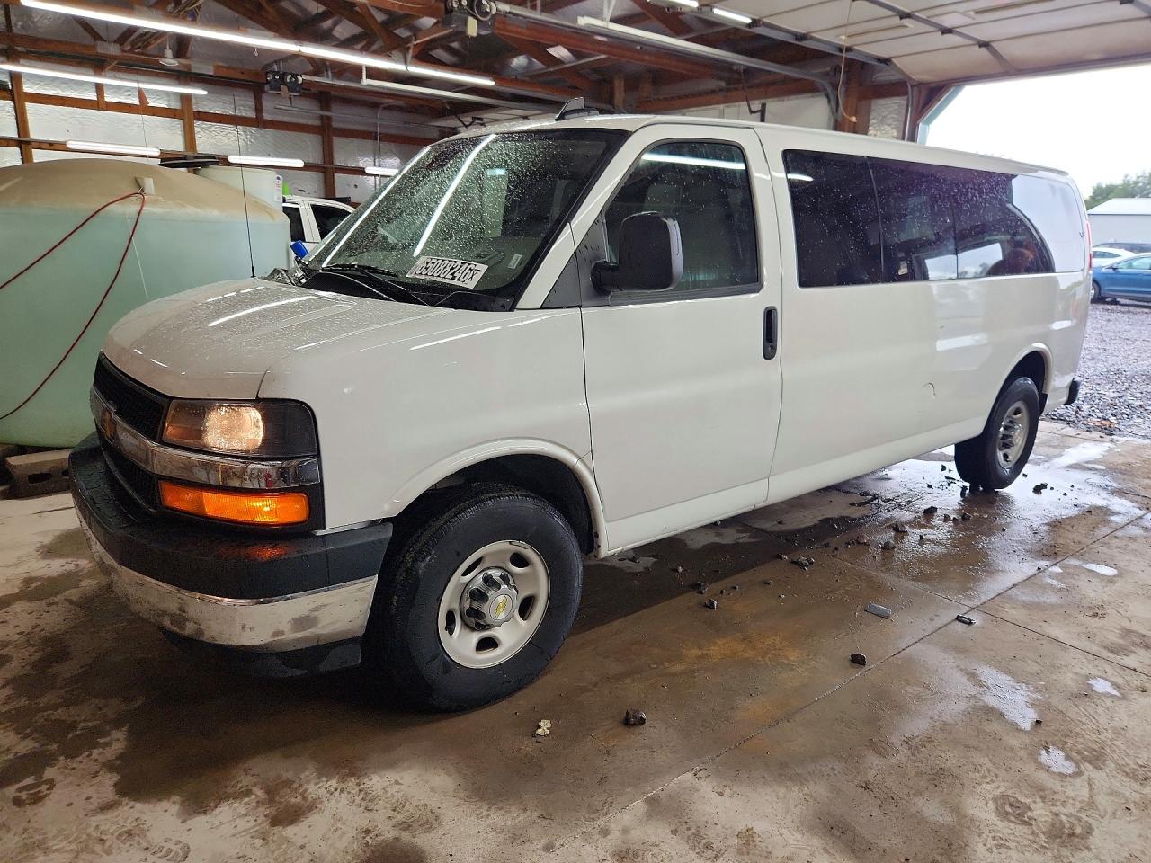 2024 CHEVROLET EXPRESS G3500 LT
