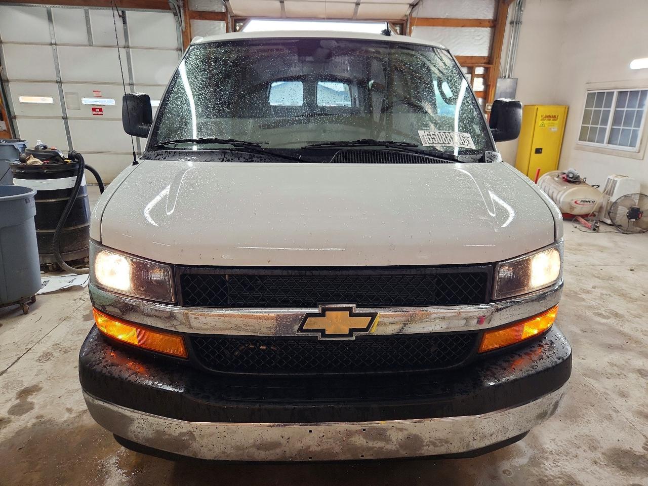 2024 CHEVROLET EXPRESS G3500 LT — снимка 5