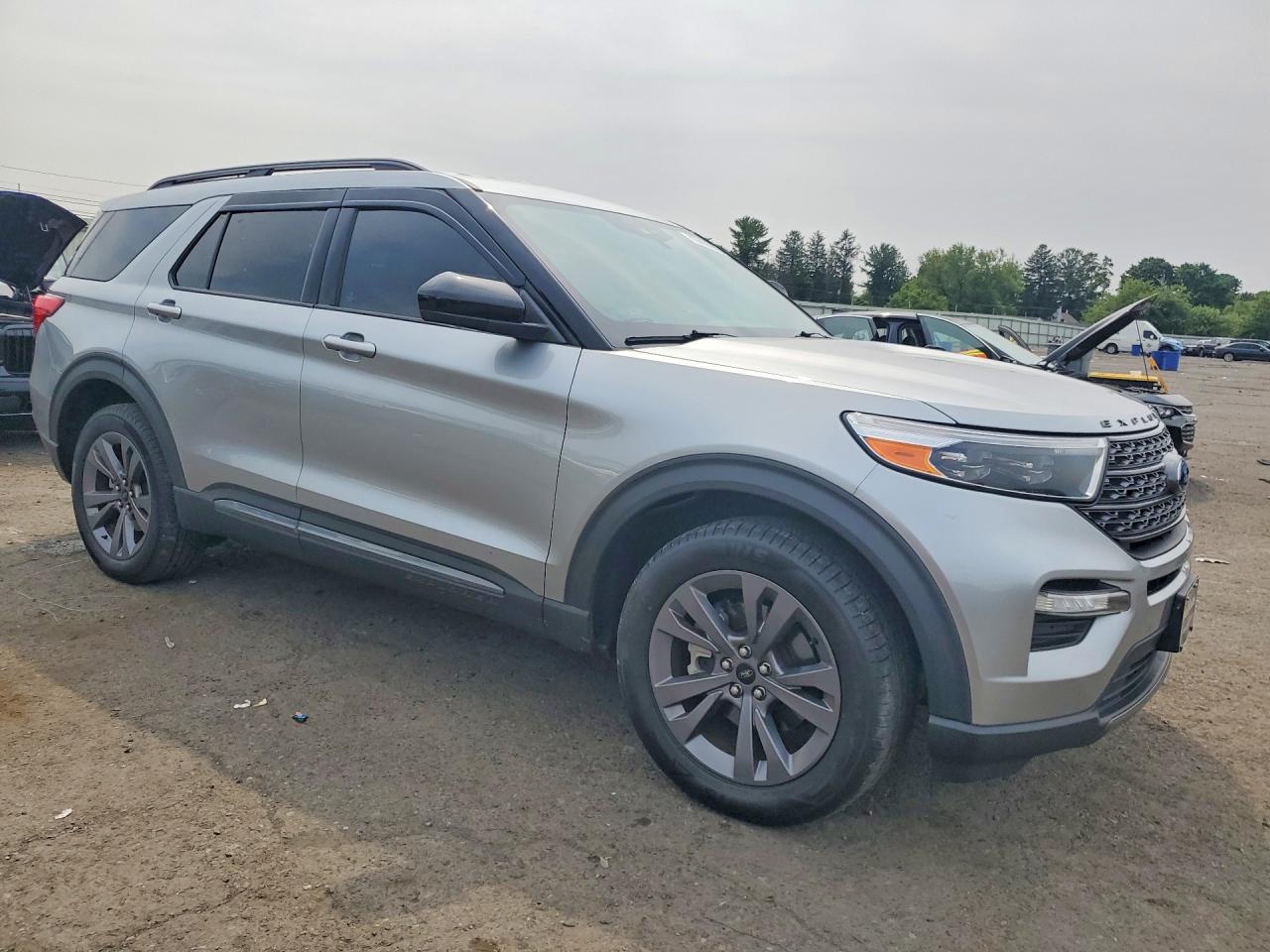 2022 FORD EXPLORER XLT — снимка 4