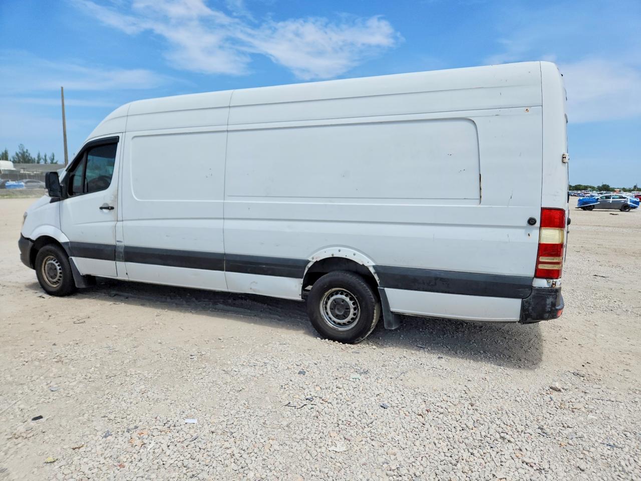 2014 MERCEDES-BENZ SPRINTER 2500 — снимка 2