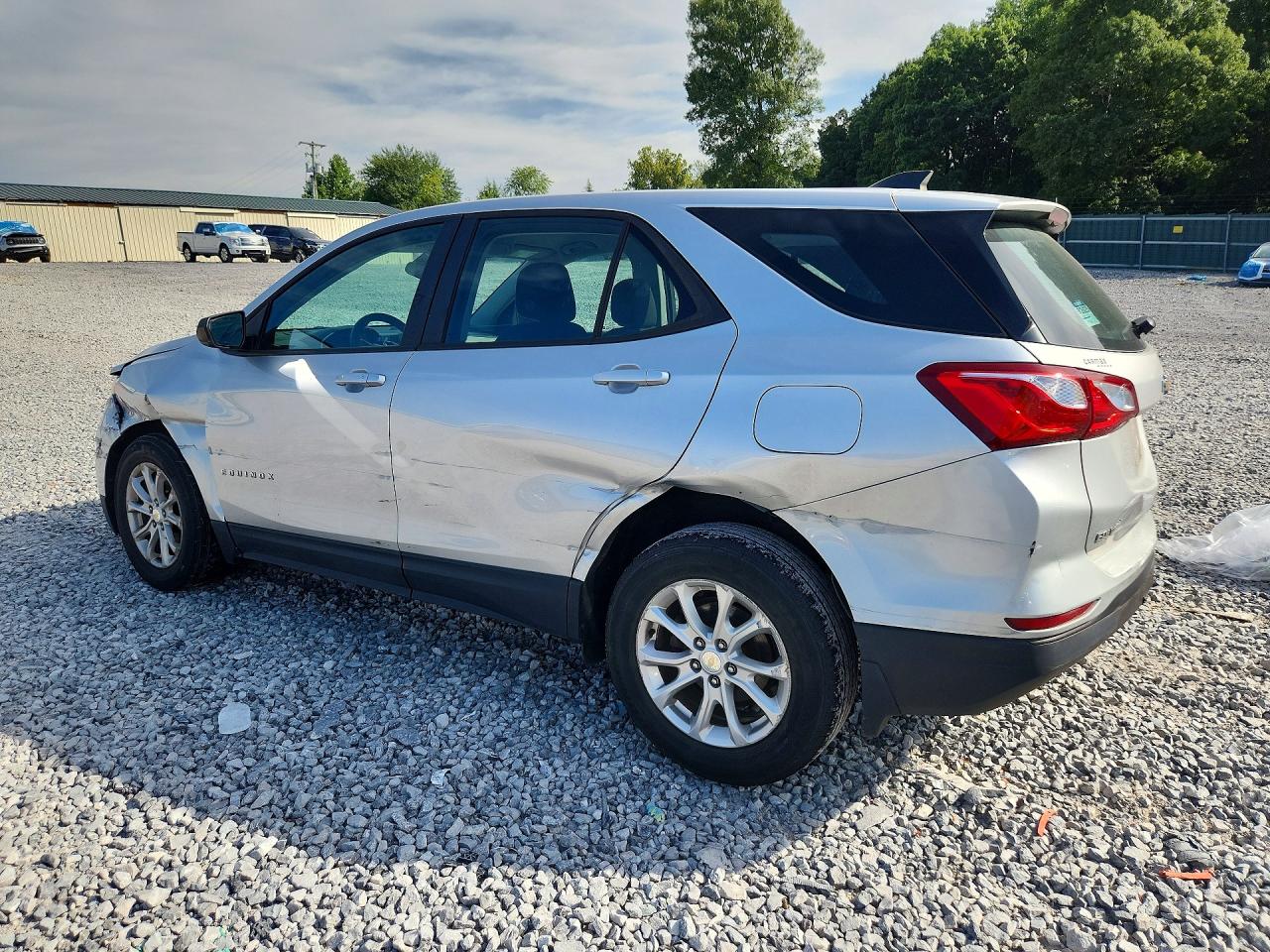2020 CHEVROLET EQUINOX LS — снимка 2