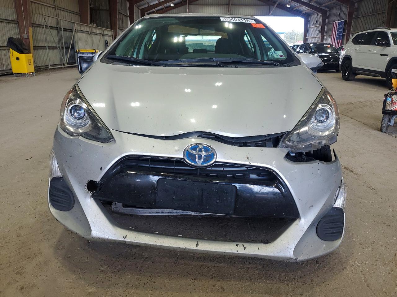 2016 TOYOTA PRIUS C TWO — снимка 5
