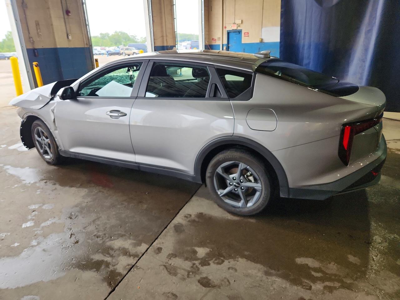 2026 KIA K4 LXS — снимка 2
