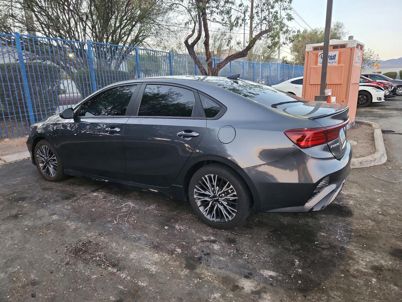 2023 KIA FORTE GT LINE — снимка 2