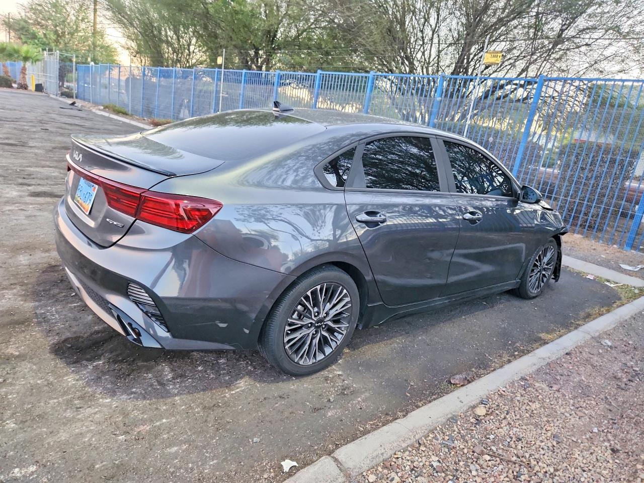 2023 KIA FORTE GT LINE — снимка 3