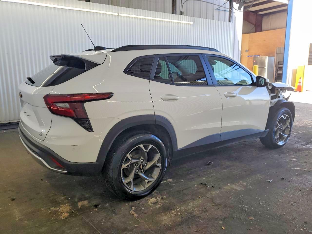 2026 CHEVROLET TRAX 1LT — снимка 3