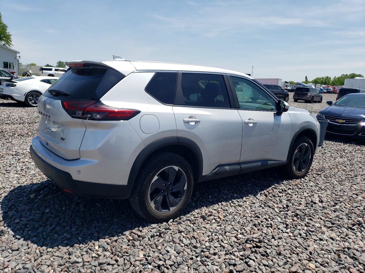 2024 NISSAN ROGUE SV — снимка 3