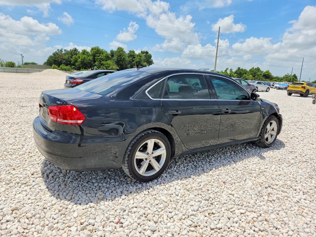 2015 VOLKSWAGEN PASSAT S — снимка 3