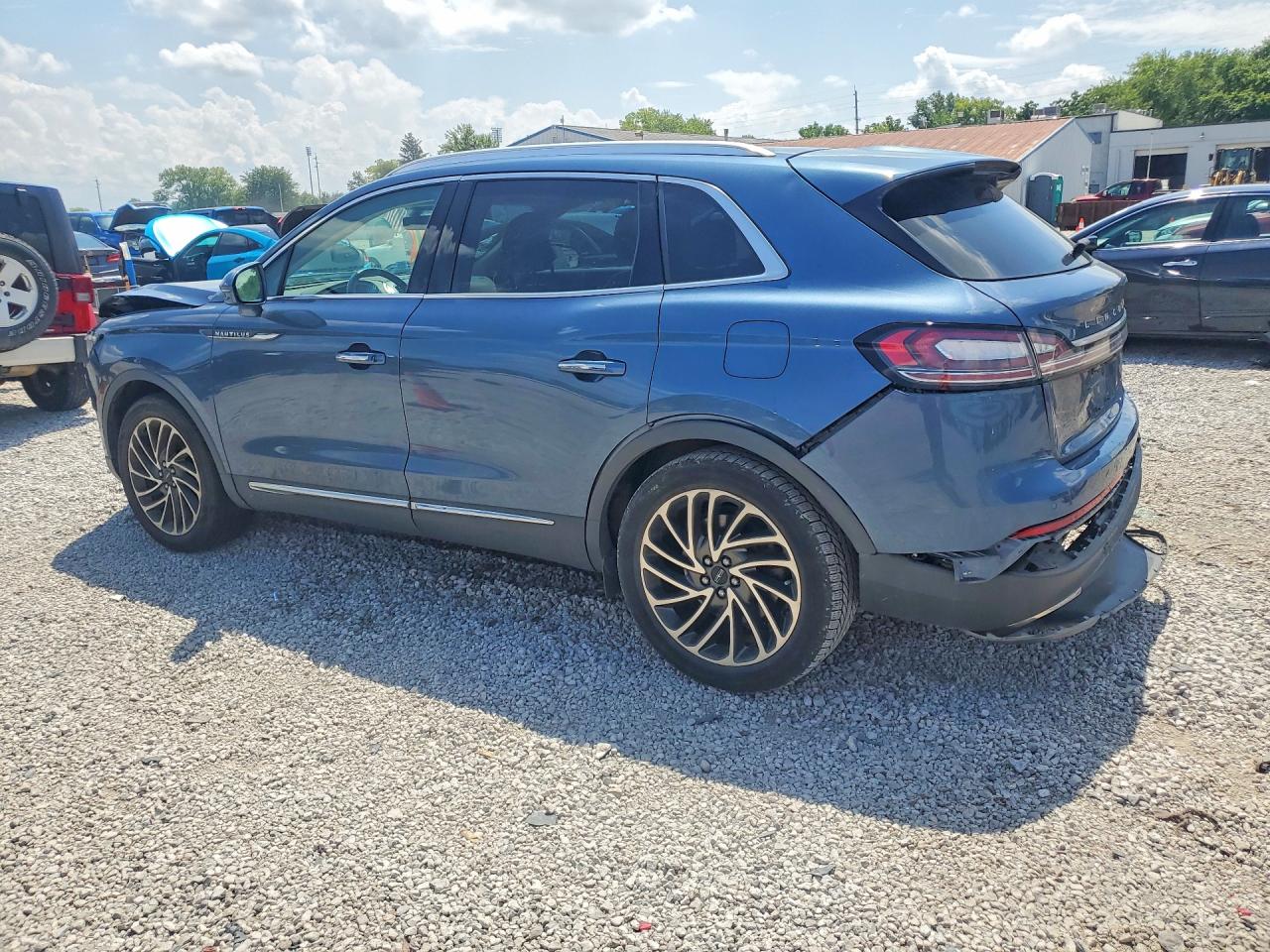 2019 LINCOLN NAUTILUS RESERVE — снимка 2
