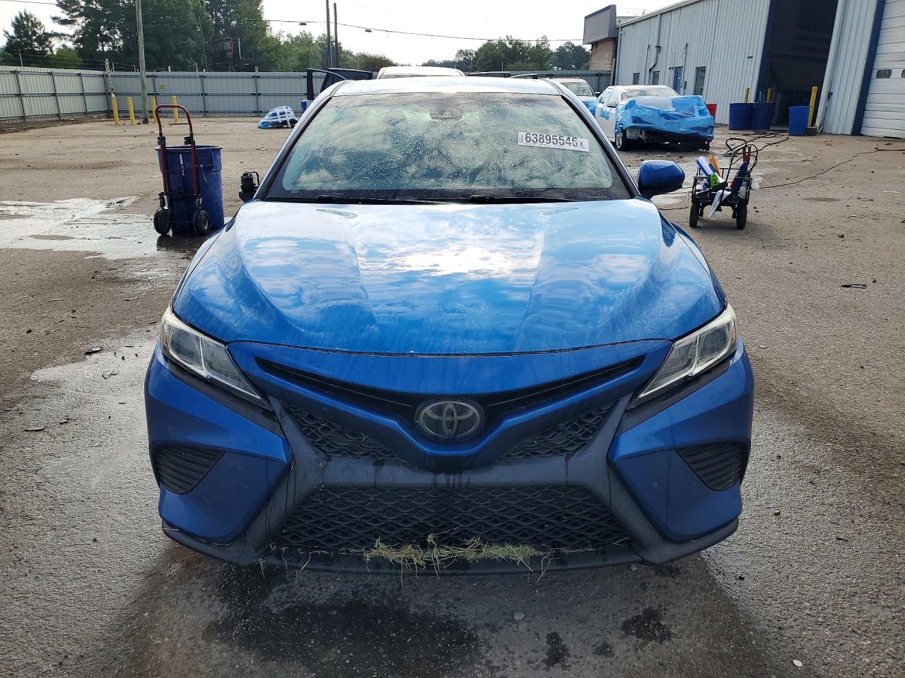 2020 TOYOTA CAMRY SE — снимка 5