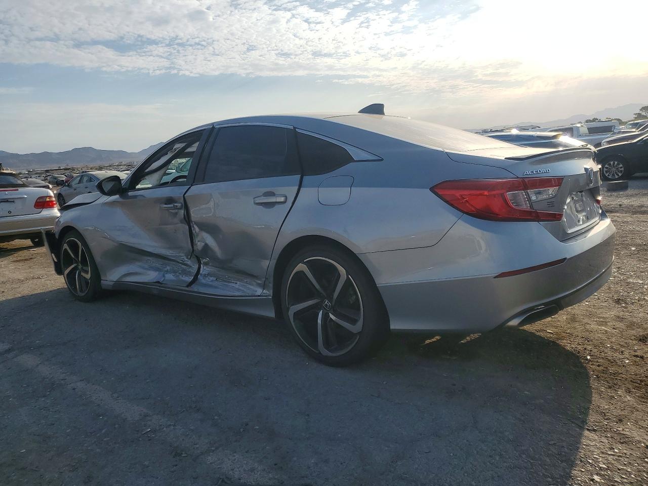 2022 HONDA ACCORD SPORT — снимка 2