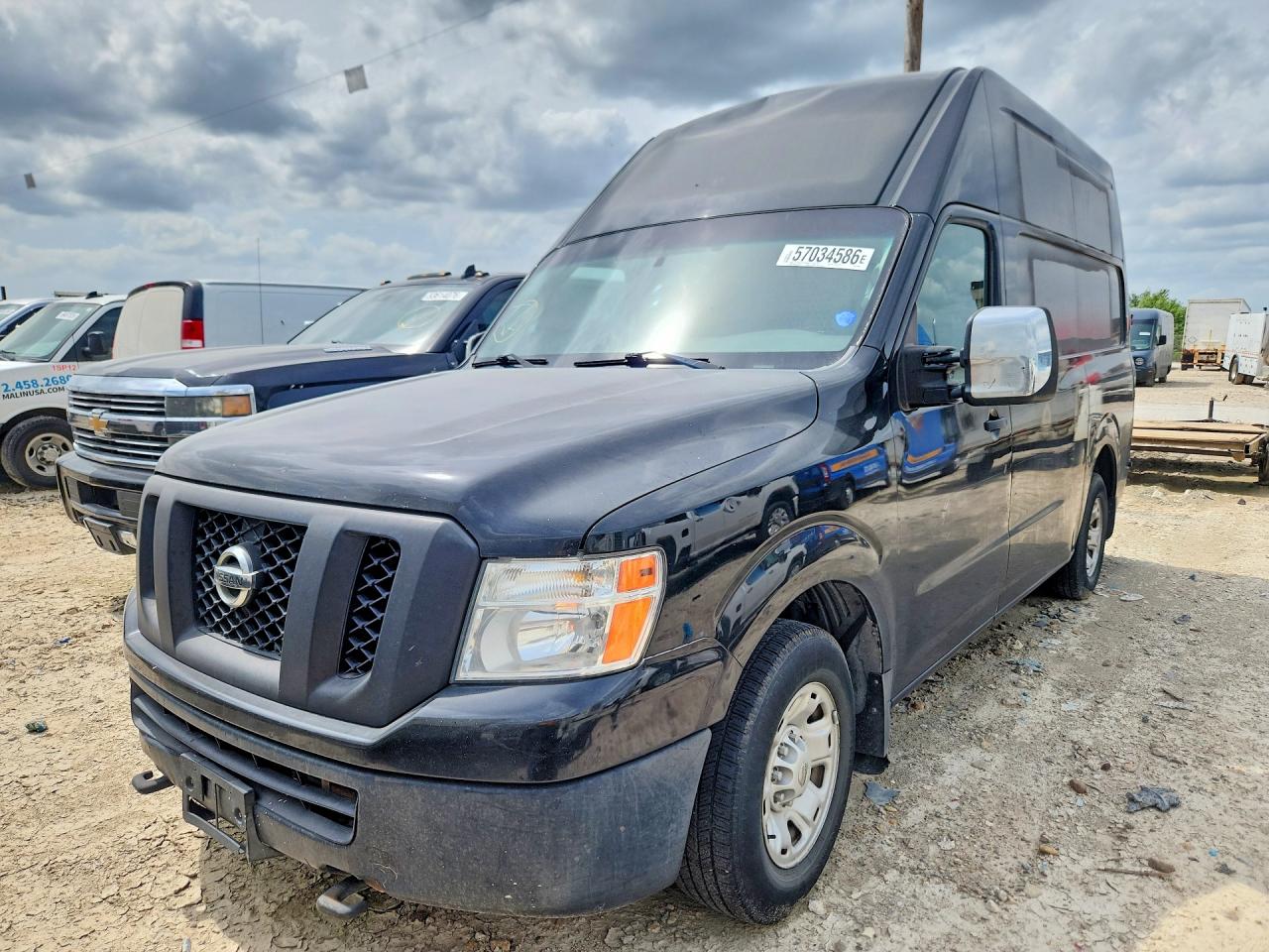 2016 NISSAN NV 2500
