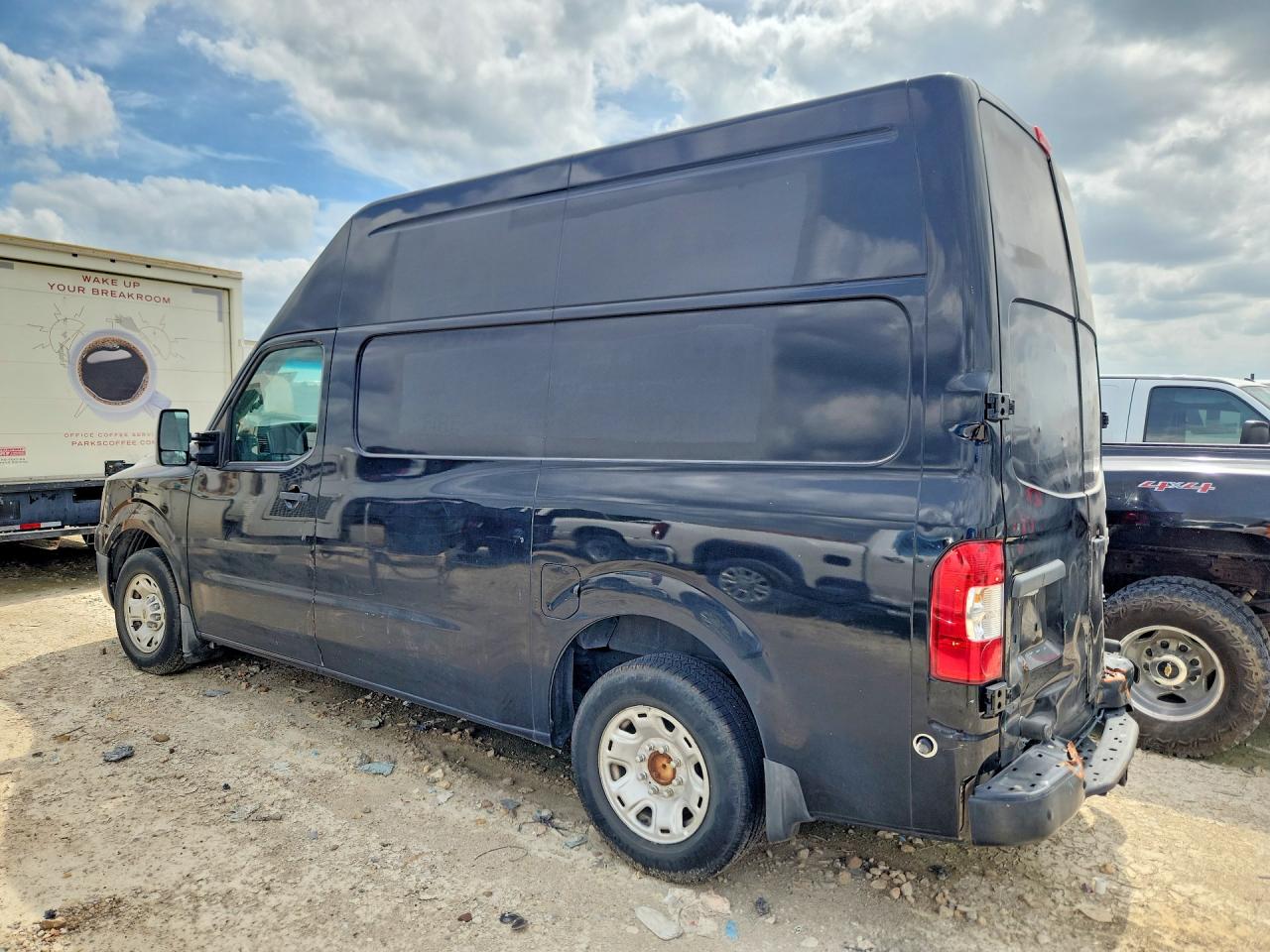 2016 NISSAN NV 2500 — снимка 2