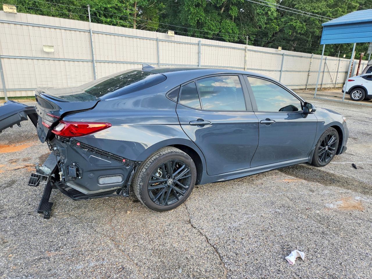 2025 TOYOTA CAMRY XSE/XLE/LE/SE — снимка 3