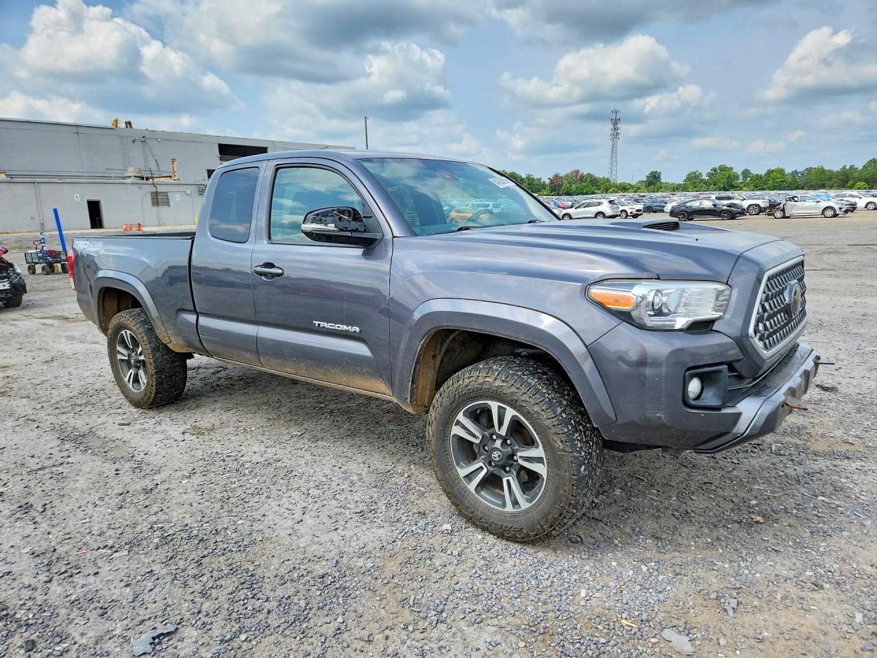 2018 TOYOTA TACOMA — снимка 4