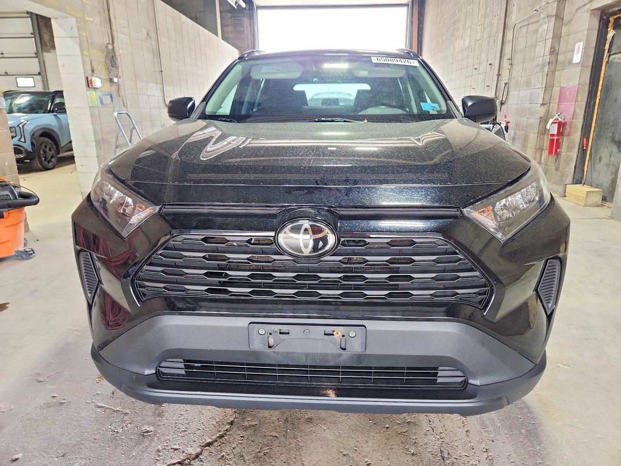 2019 TOYOTA RAV4 LE — снимка 5