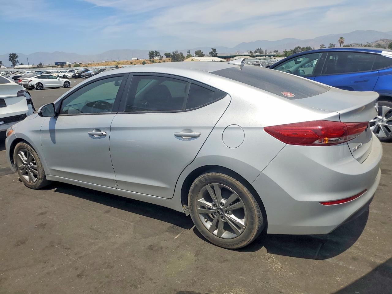 2017 HYUNDAI ELANTRA SE — снимка 2