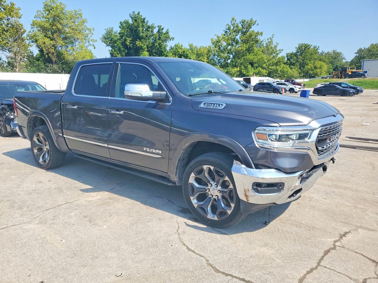 2019 RAM 1500 LIMITED — снимка 4