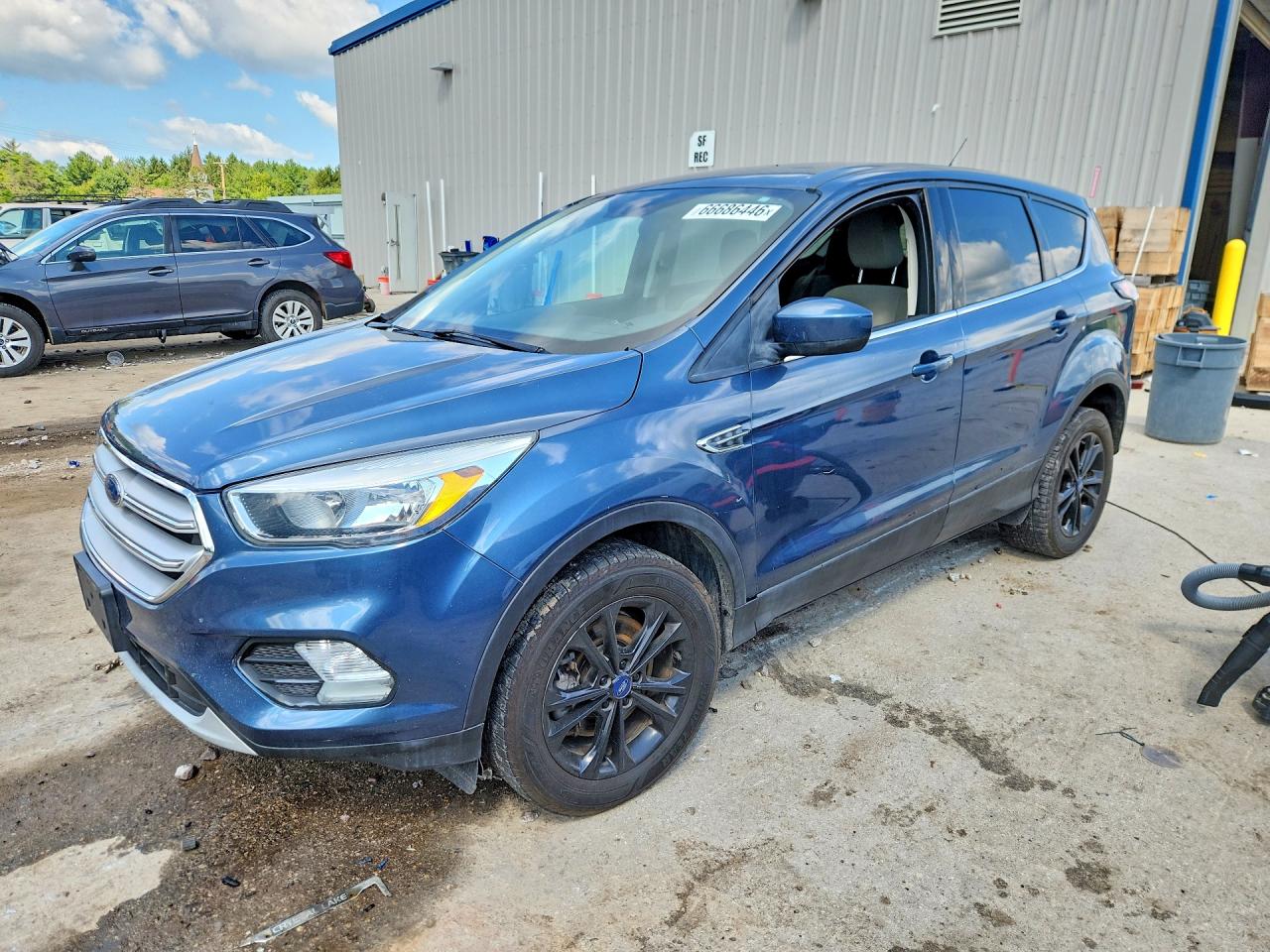 2018 FORD ESCAPE SE