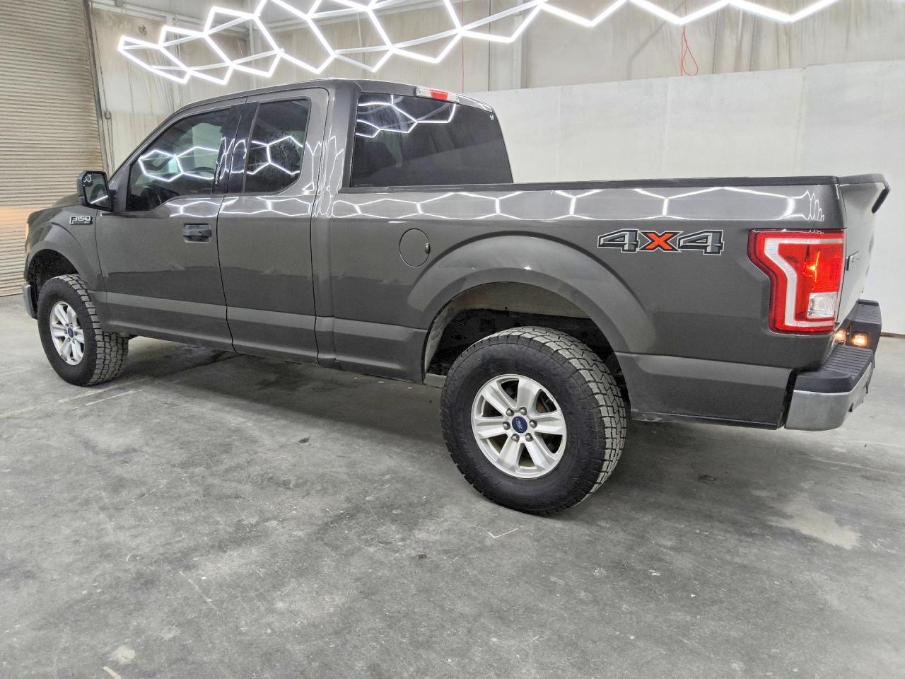 2015 FORD F150 SUPER CAB — снимка 2