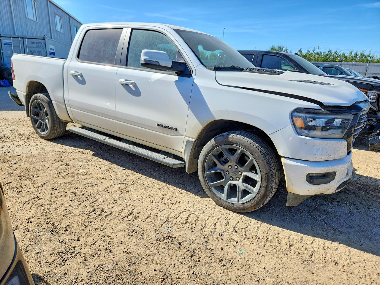 2023 RAM 1500 SPORT — снимка 4