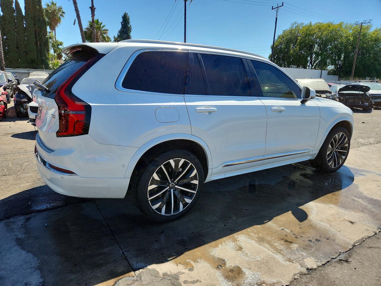 2025 VOLVO XC90 ULTRA — photo 3
