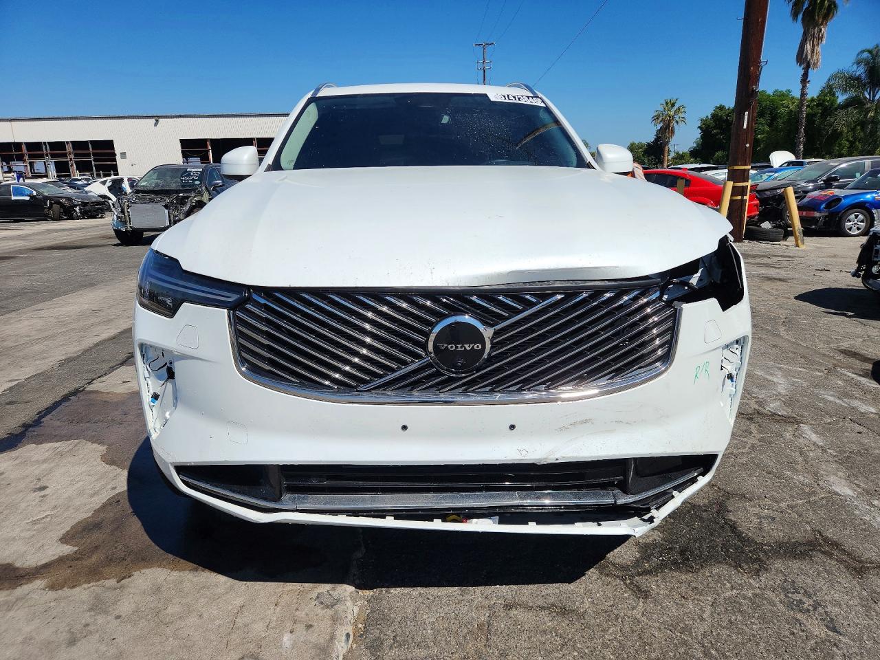 2025 VOLVO XC90 ULTRA — photo 5