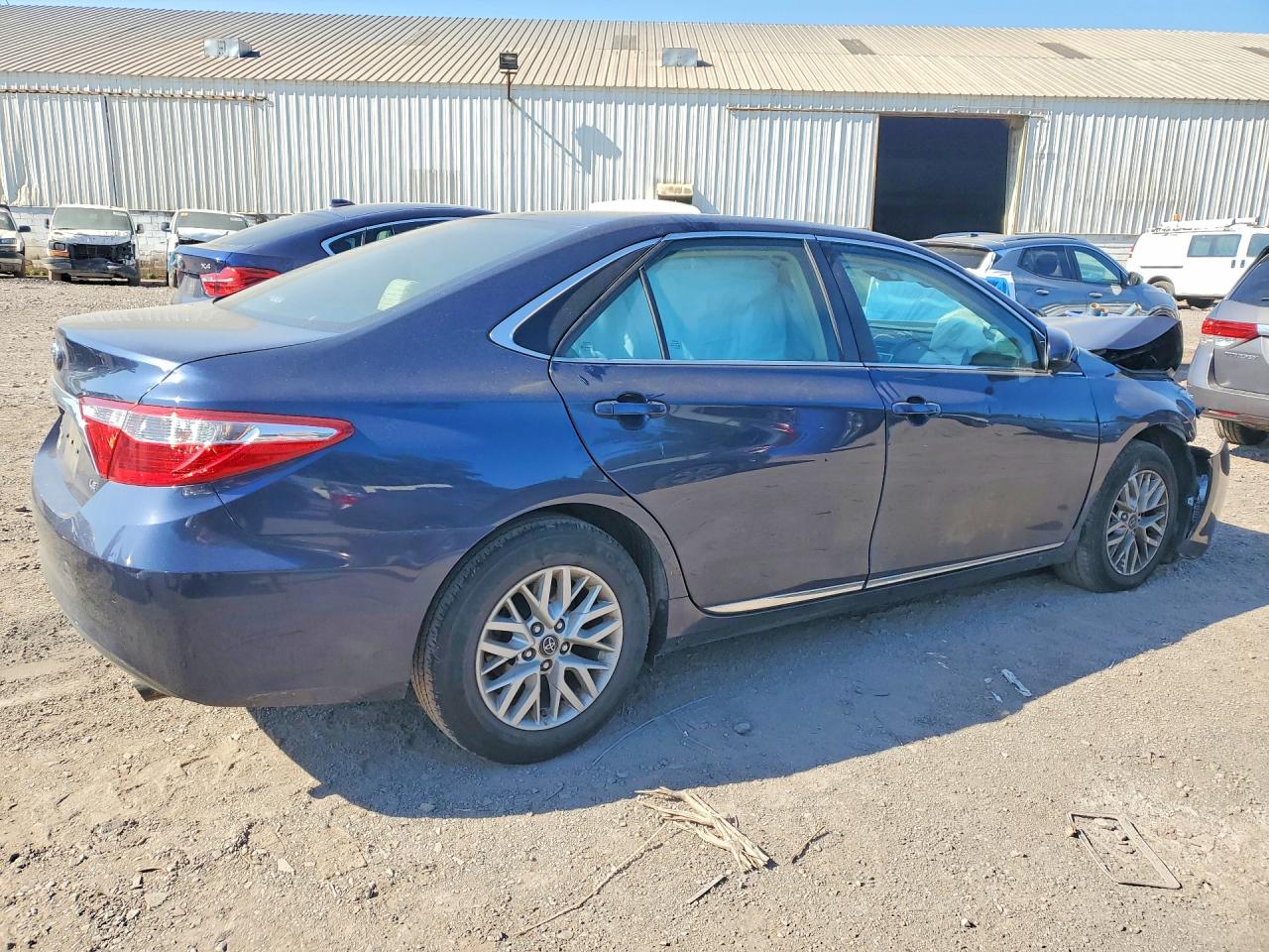 2017 TOYOTA CAMRY LE — снимка 3