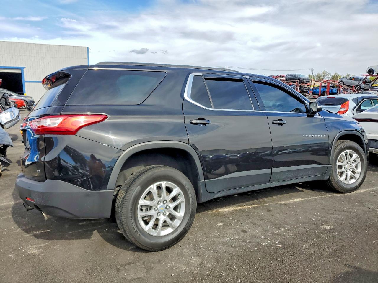 2021 CHEVROLET TRAVERSE LT — снимка 3
