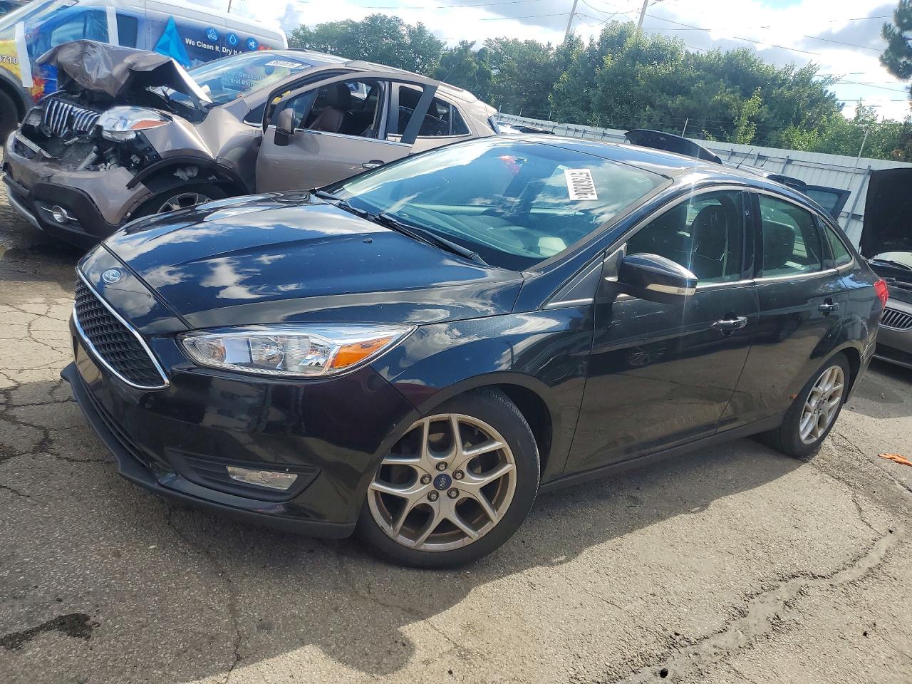 2015 FORD FOCUS SE