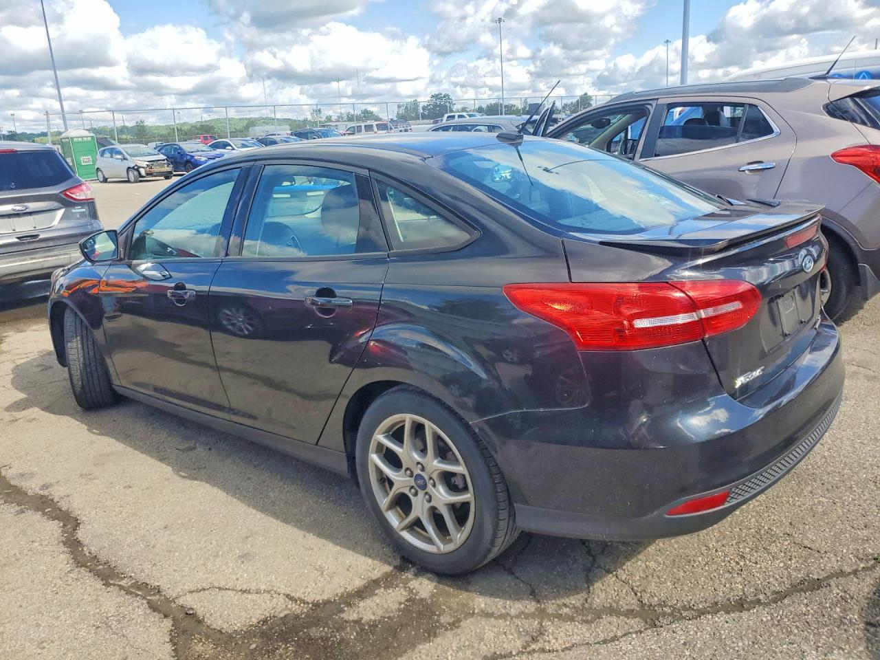 2015 FORD FOCUS SE — снимка 2